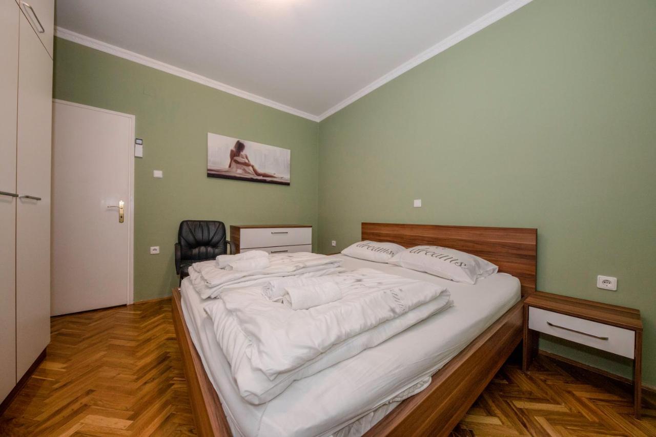 Apartmani Ana & Milo Лопар Екстериор снимка